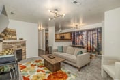Pet-Friendly Townhome Near Corbin Park