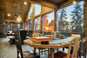 Eagles Nest Cozy Dome, Hot Tub & Woodland Retreat