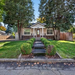 CDA Extended Stay 5BR Game Room Fenced Yard