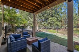 Cozy Woodland Retreat with Private Deck, Fire Pit & Fenced Yard - Image 2