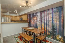 Pet-Friendly Townhome Near Corbin Park - Image 4