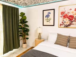 The Cozy Koi Walk to the CDA Resort With Private Porch - Image 5