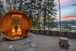 Sasquatch Lodge- Heated Pool, Stargazing Dome, Spa - Image 3