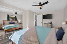 The Clubhouse on 11th- Hot Tub & Arcade - Image 2
