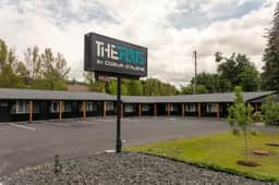 The Flats Number 7 Boutique Studio Near Downtown CDA - Image 4