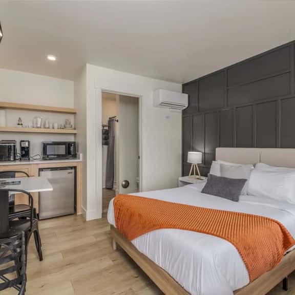 Renovated Studio #4 - 5 Min from Scenic Lake CDA - Image 1