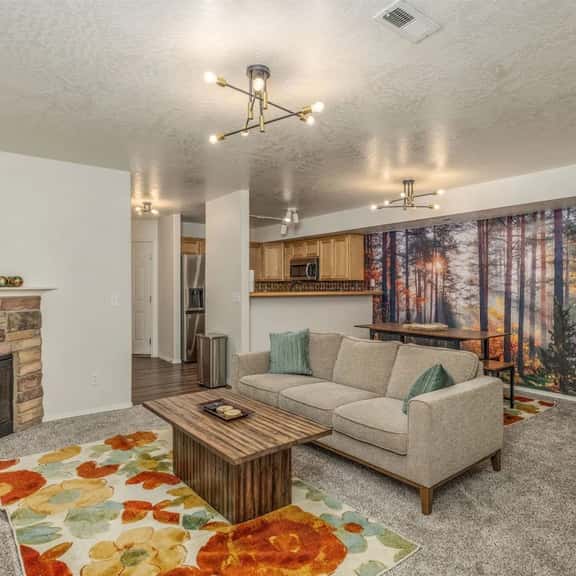 Pet-Friendly Townhome Near Corbin Park - Image 1