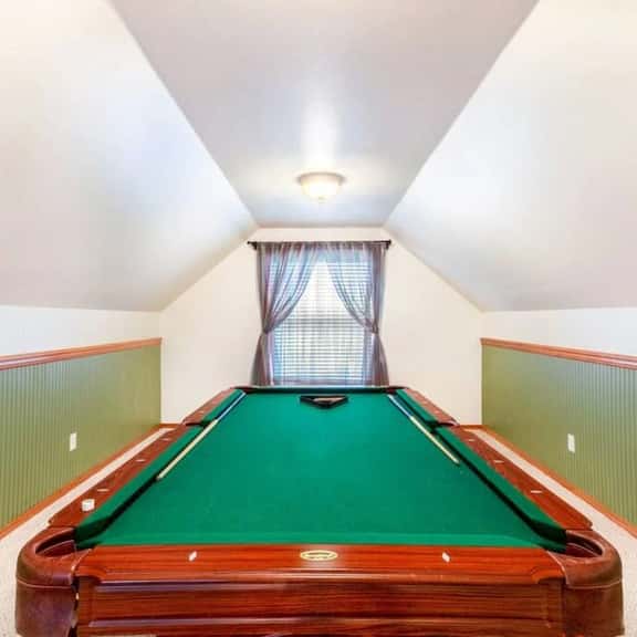 River Views, Game Room & Fenced Yard - Image 1