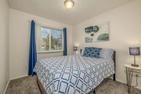 Pet-Friendly Townhome Near Corbin Park - Image 5