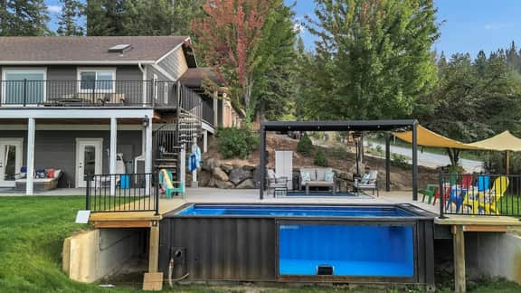 The Estate - Sasquatch Lodge + Eagles Nest - Image 2